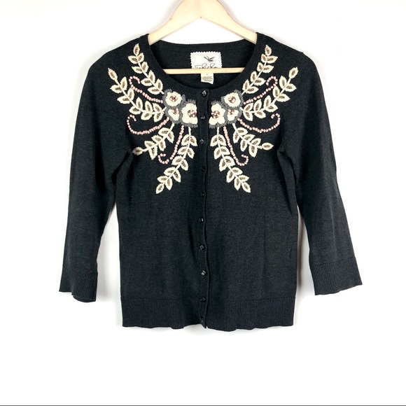 Anthropologie Tabitha Fanned Vine 